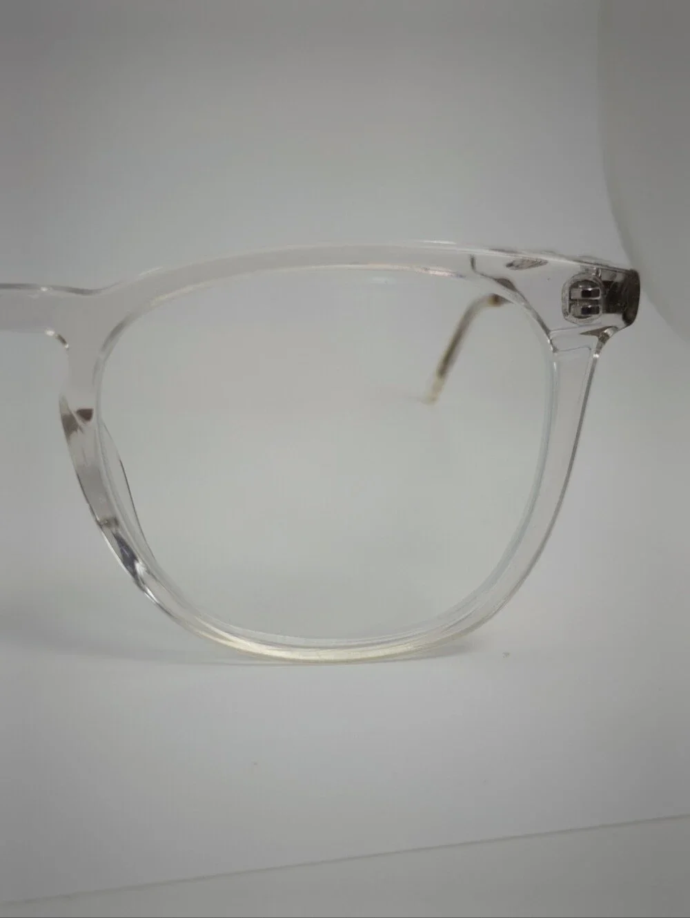 Eyebuydirect sleek transparent